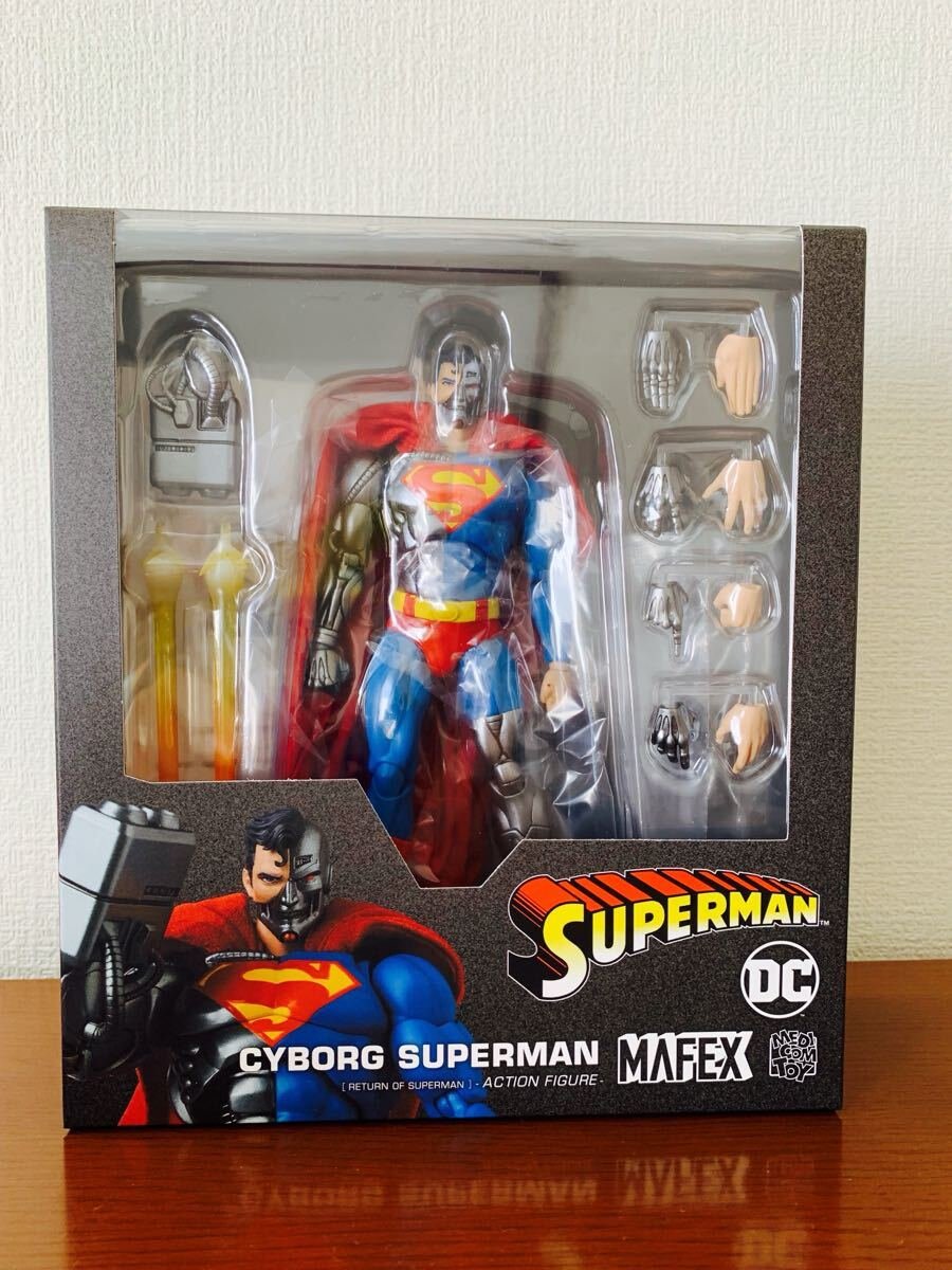 新品未開封 [FIG]マフェックス MAFEX 164 CYBORG SUPERMAN(サイボーグ