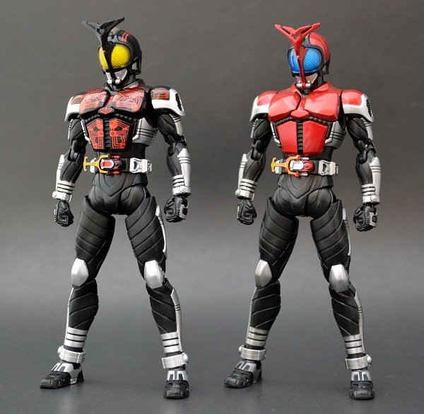 真骨彫 ダークカブト S.H.Figuarts（真骨彫製法） 仮面ライダーダーク