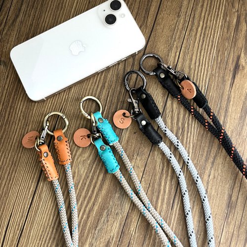 Simple パラコードx本革 スマホショルダーストラップ イニシャル名入れ