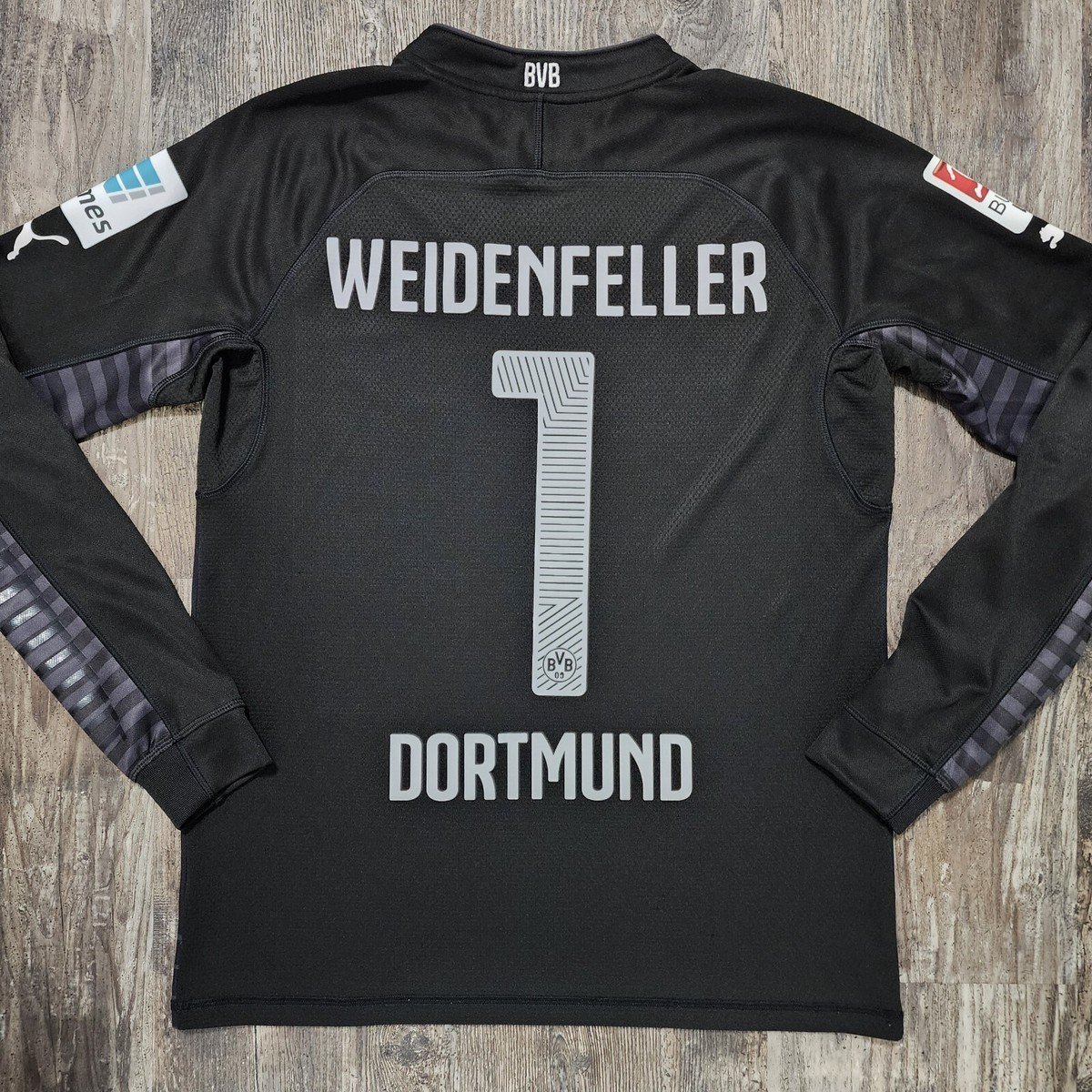 2015 Puma Borussia Dortmund Goalkeeper Soccer Jersey Roman