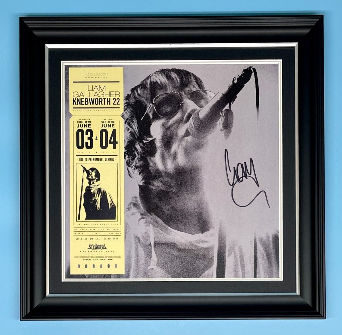 Liam Gallagher Signed Photo Framed & COA Memorabilia Autograph