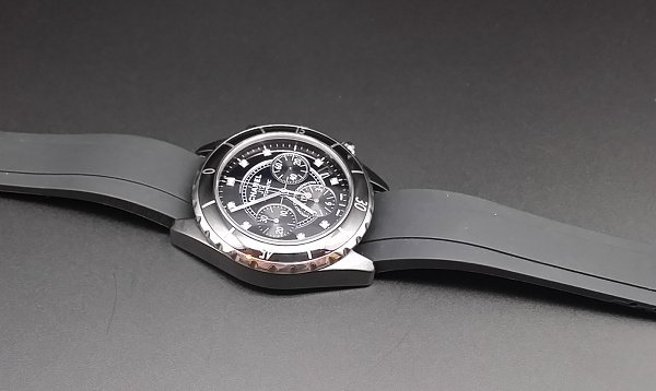 CHANEL J12 純正 ラバーベルト33ミリ CHANEL J12 純正 ラバーベルト33