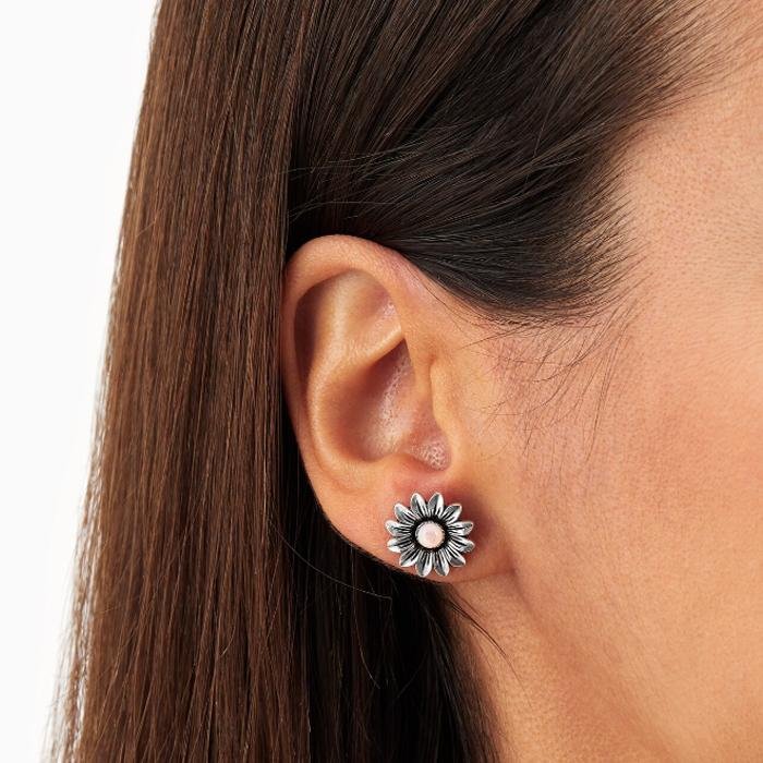 GUCCI（グッチ） ダブルG フラワー 両耳 ピアス シルバー アクセサリー
