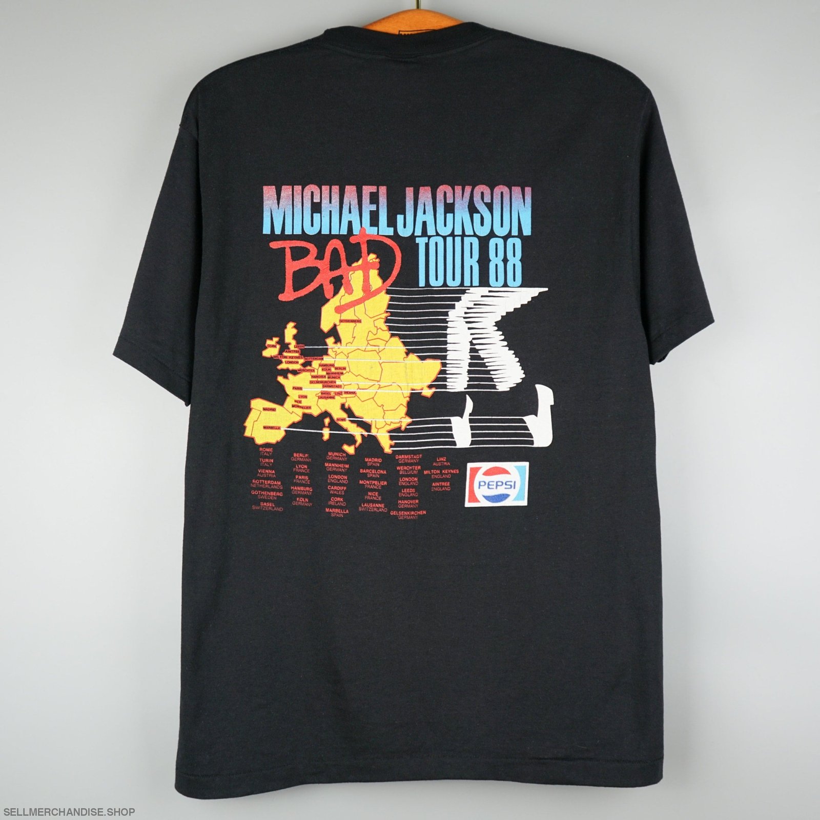 Vintage 1988 Michael Jackson BAD tour t-shirt