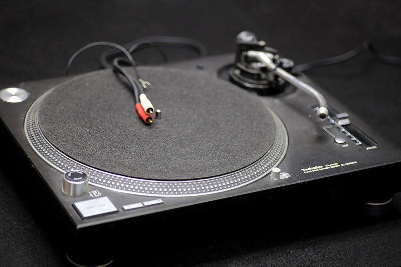 Technics SL1200 mk5 - ケーブル交換、LED交換、メンテナンス