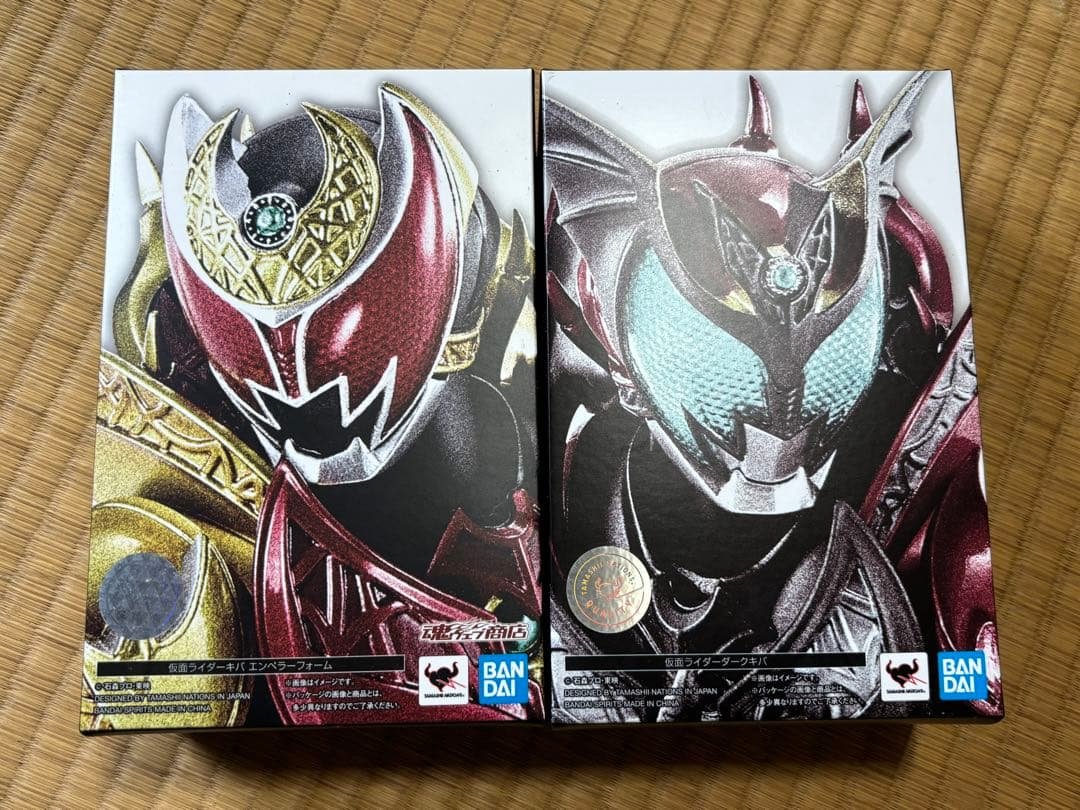 真骨彫 仮面ライダーキバ エンペラー ダークキバ