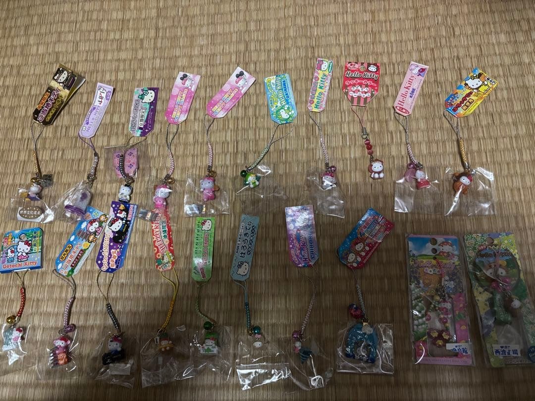 ハローキティ 根付け ぬいぐるみ79点セット売り