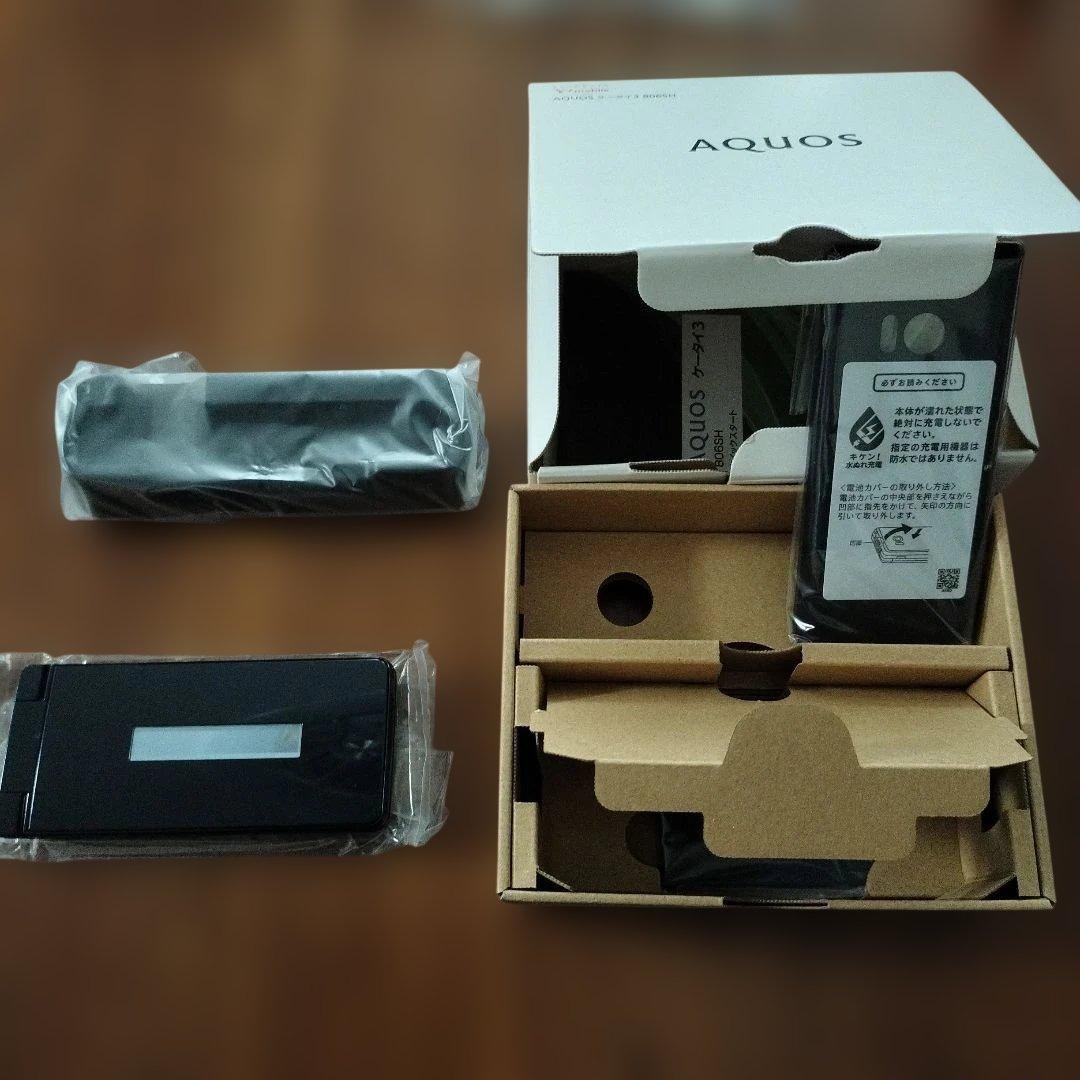 【新品同様・SIMロック解除済】AQUOS ケータイ3 806SH ブラック 中古】SHARP ymobile 【SIMロック解除済み】 AQUOS ケータイ3 806SH