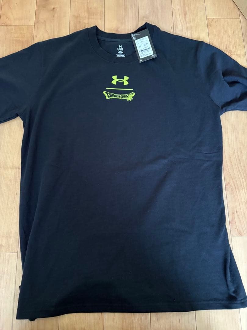新品】UNDER ARMOUR アンダーアーマー ドラクエコラボTシャツ LG