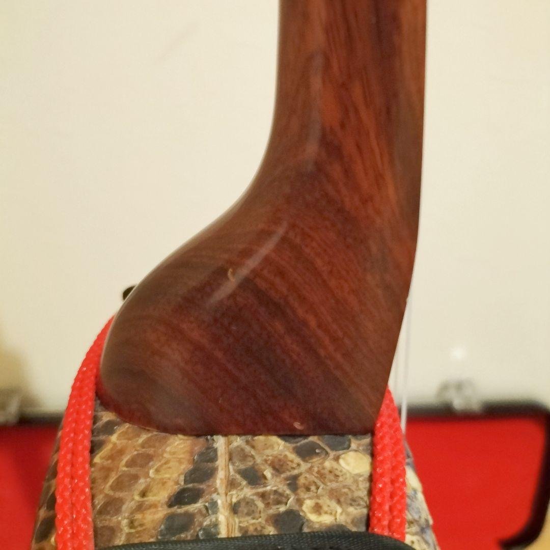 三線 沖縄 蛇皮 1枚張り ハードケース 宮古木工芸 与儀栄功 氏