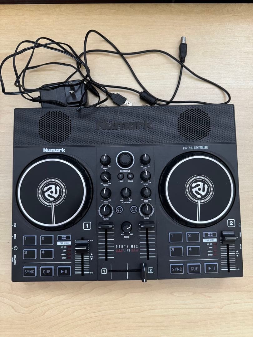Numark Party Mix DJコントローラー　箱無し Numark Party Mix DJコントローラー 箱無し ジャンク Numark Party Mix